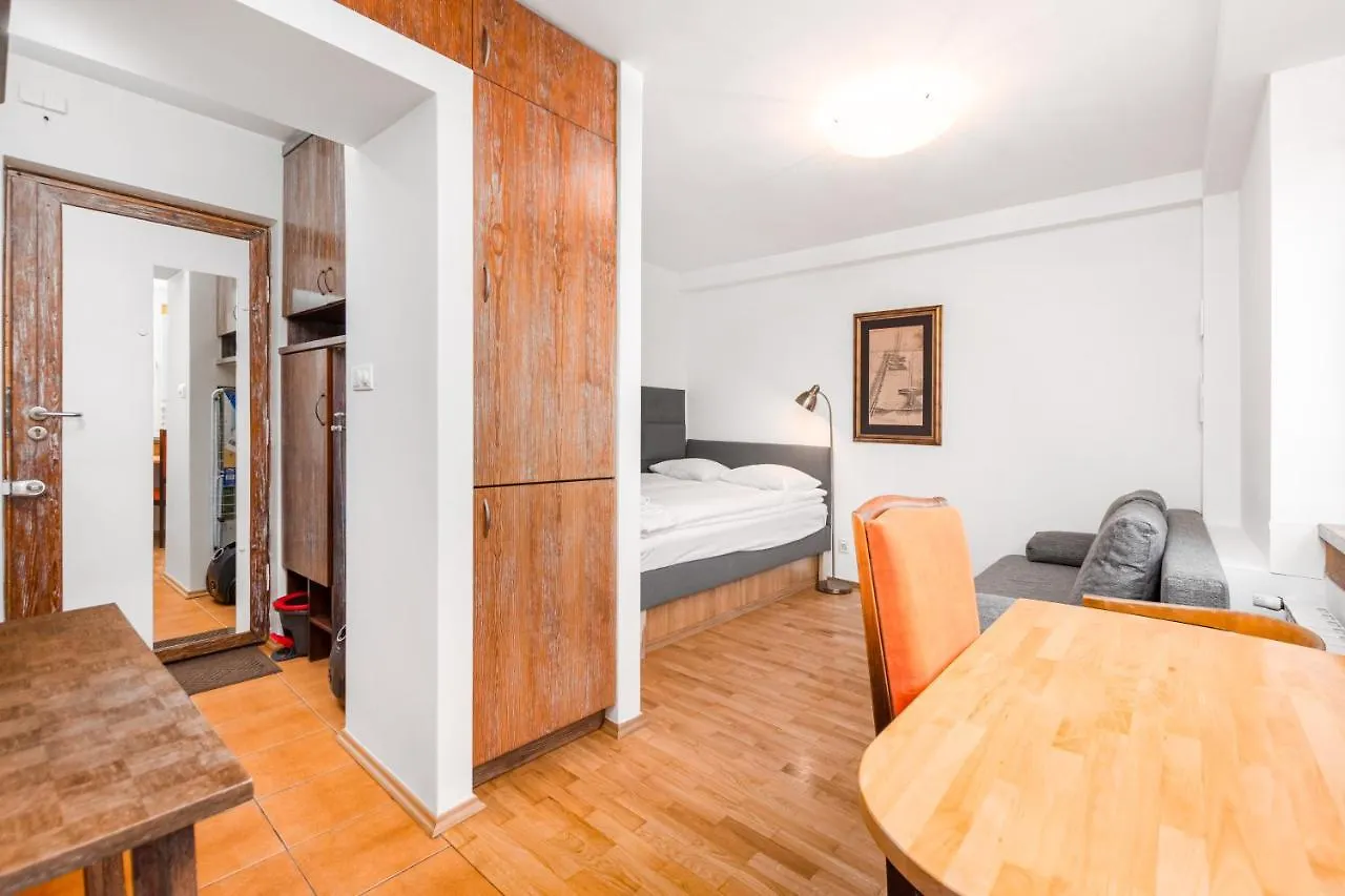 Studio E. Plater With Ac By Your Freedom وارسو 0*,